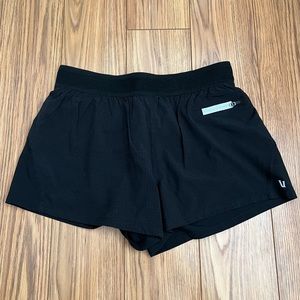 Vuoir xs black shorts